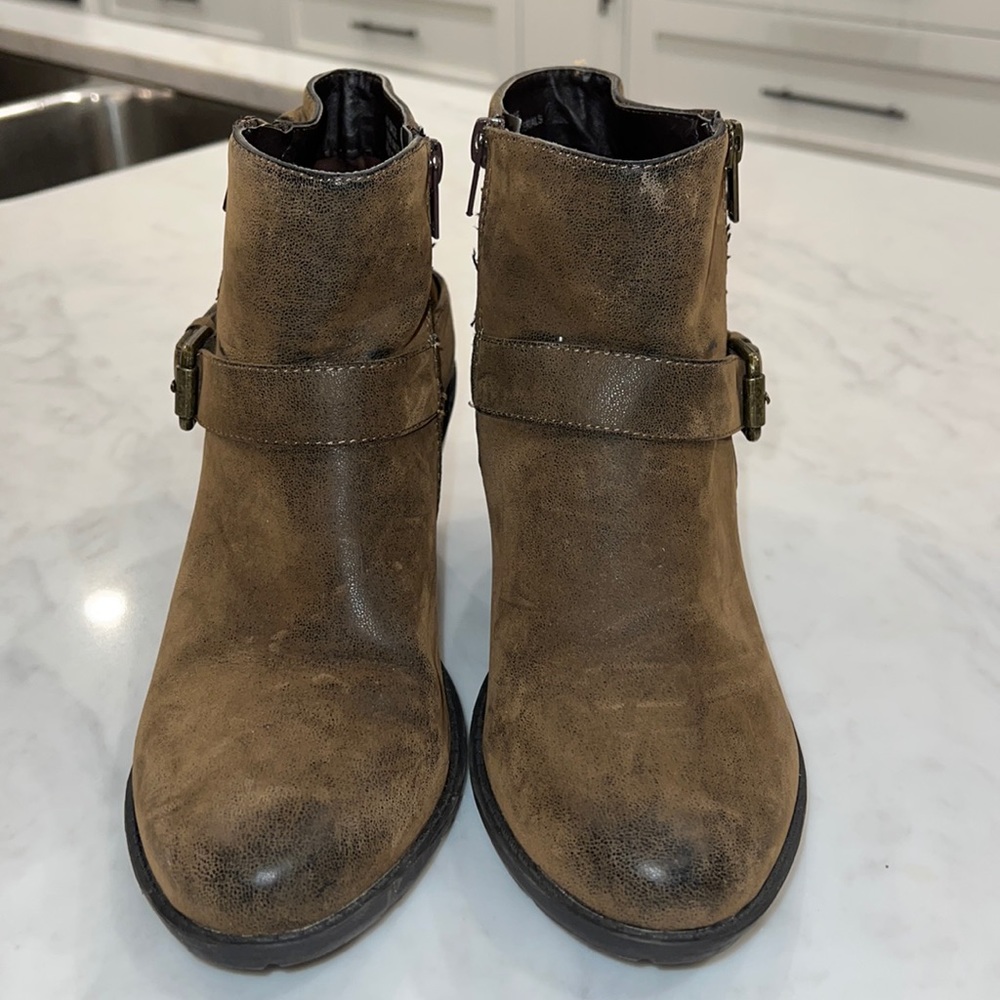 Buckle booties